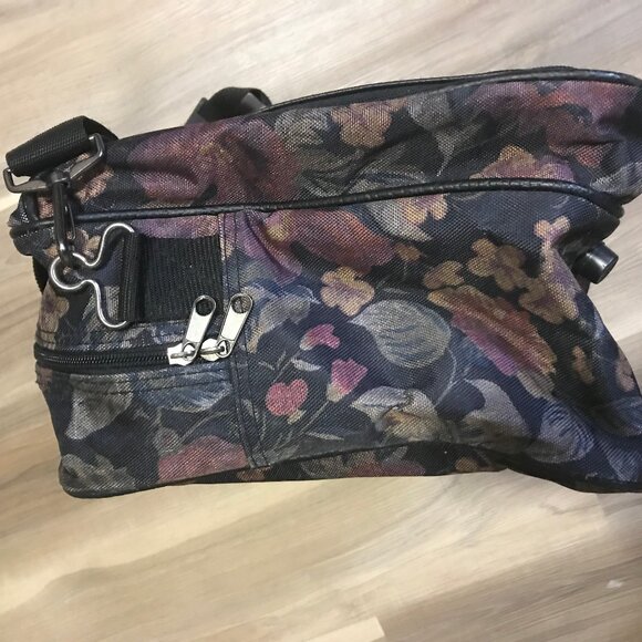 Two Piece Luggage Set For Weekend Overnight Travel - Picture 11 of 14